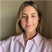 Profesora de mates que imparte clases tanto presenciales como online de mates
